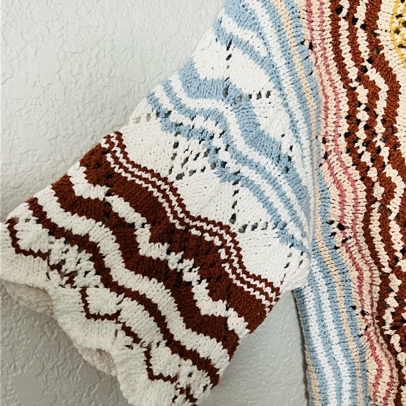 Buckle Gimmick Multicolor open Knit Sweater size Medium - Picture 4 of 4